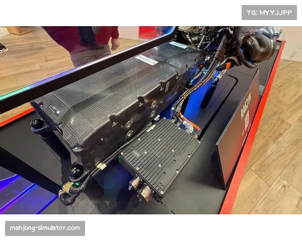 日本大奖赛期间赛车技术展示 本田动力单元技术受关注